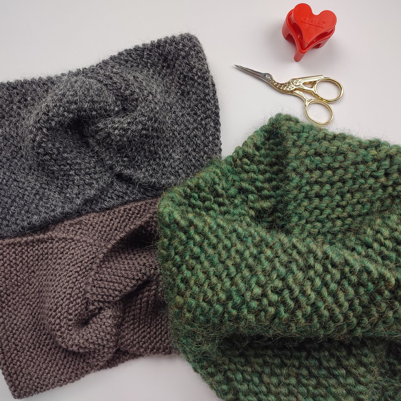 komin i opaski na drutach